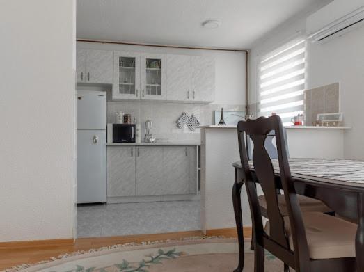 Apartmani Ba SJJ Exteriér fotografie